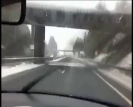 RN12. Morlaix - Brest sur route enneigée