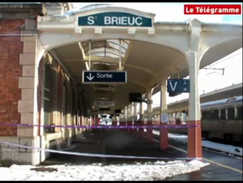 Saint-Brieuc (22). Gare SNCF : une partie de la verrière s'effondre sous le poids de la neige