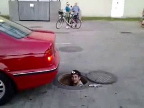 Réparer sa voiture avec les moyens du bord... Bricolage Système D