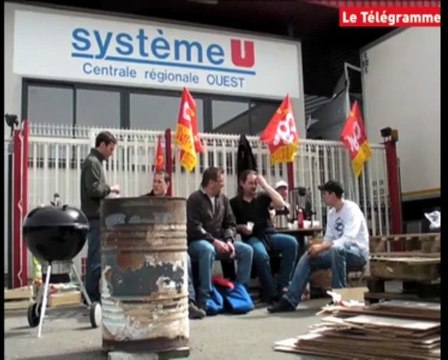 Plaintel (22). Grève des salariés de la plate-forme Système U