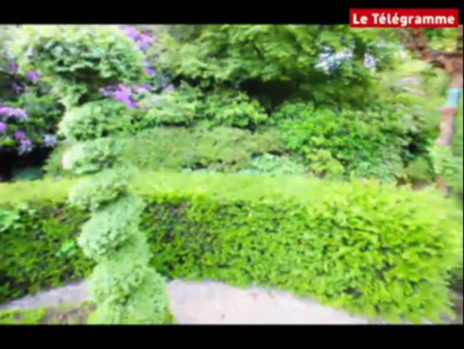 Lanrivain (22). Choc visuel au jardin du Grand Launay