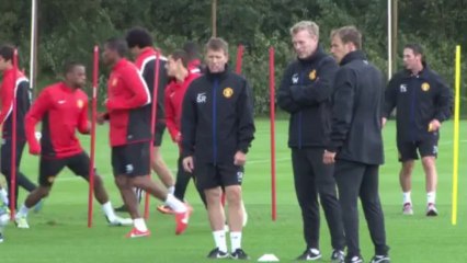 Moyes can deliver title - Ferguson
