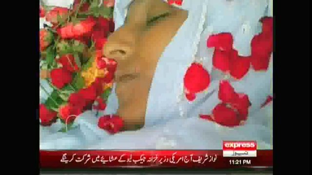 Koe Dekhe Na Dekhe Shabir Tou Dekhe Ga - 22nd October 2013