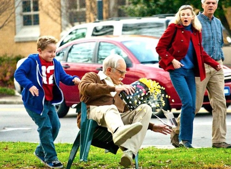 Jackass Presents: Bad Grandpa – Red Band Trailer