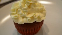 Red Velvet Cupcake with Cream Cheese Frosting Recipe