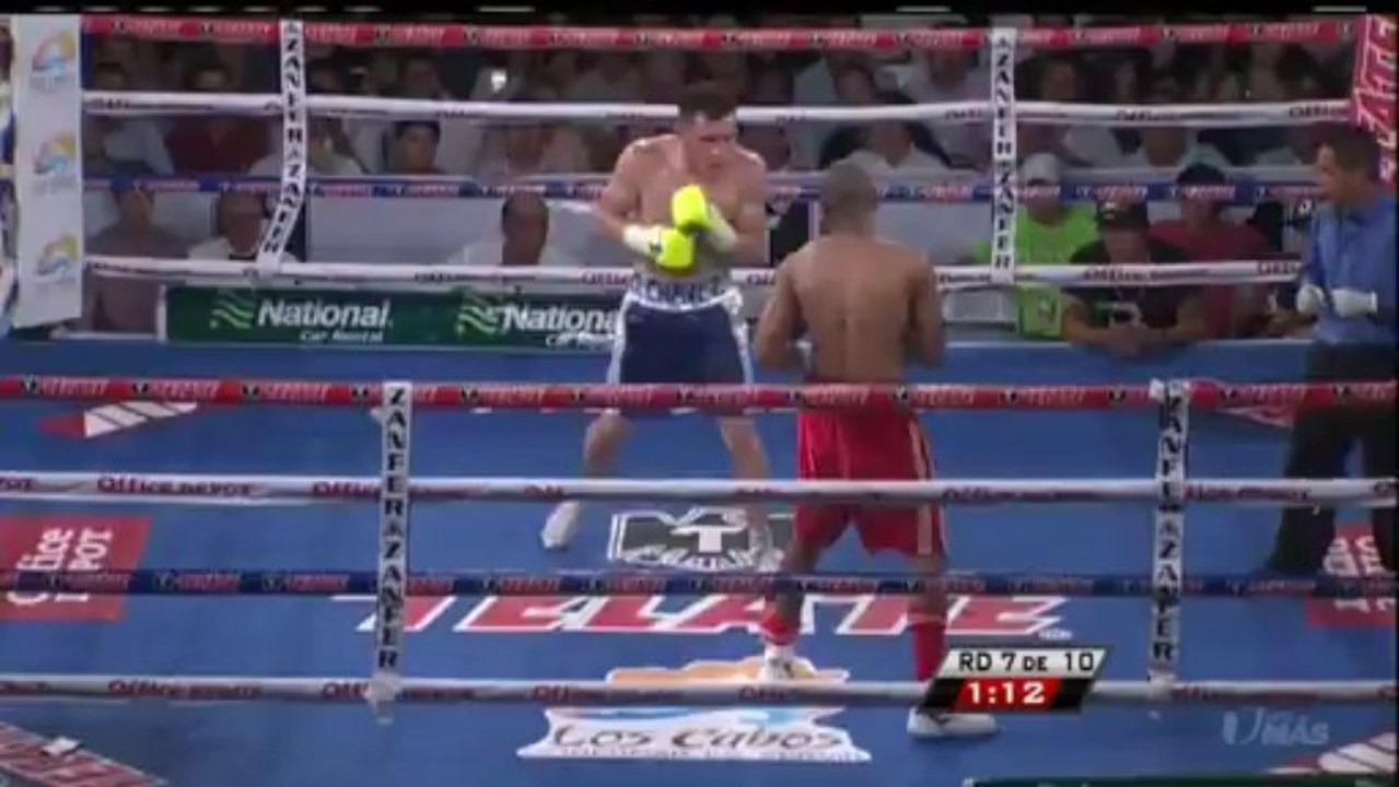 Omar Chavez vs Joachim Alcine 2013-10-19