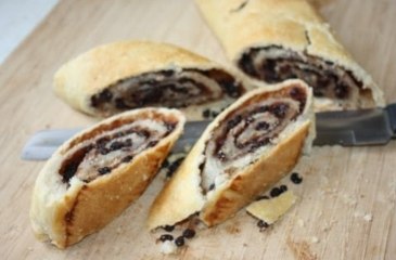 Trinidad and Tobago Currants Roll