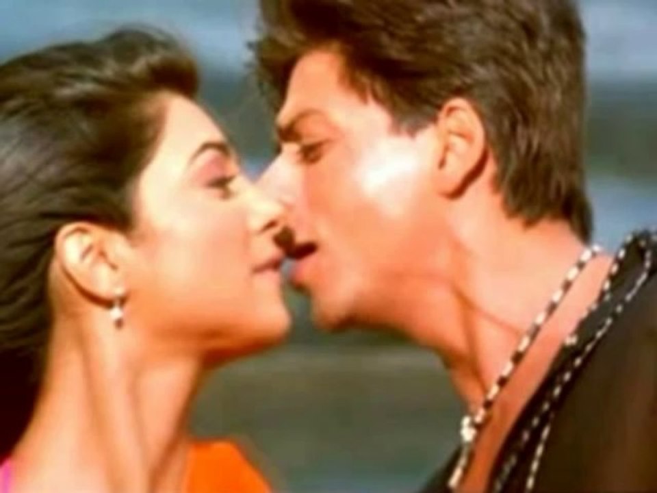 Tumhe Jo Maine Dekha - Main Hoon Na (2004) Full Song