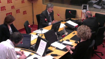 Stéphane Le Foll : "L'écotaxe maintenue au 1er janvier, mais aménagée"