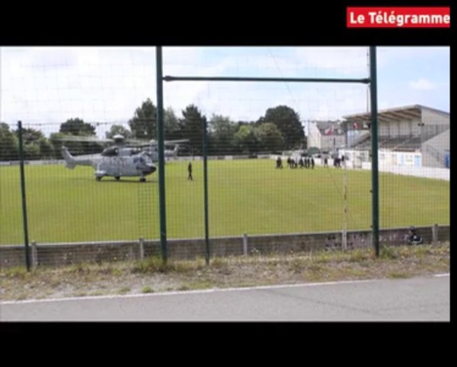 Crozon. Les images de l'atterrissage de Nicolas Sarkozy