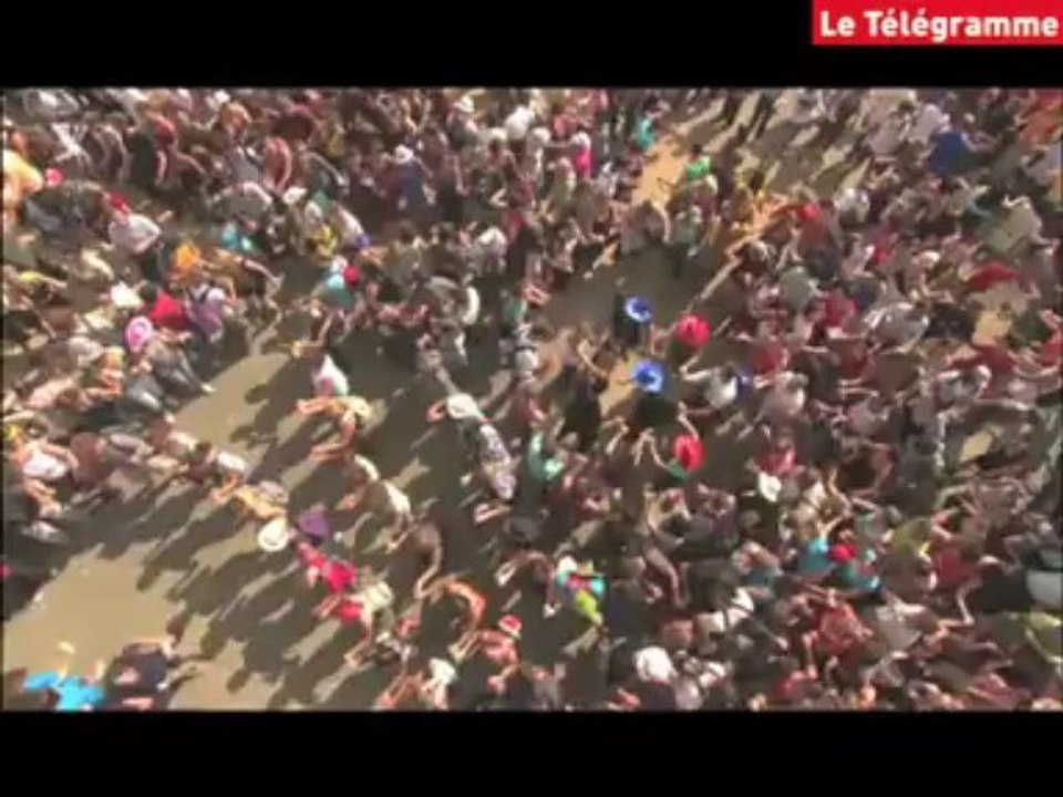 Vieilles Charrues. Les images du concert d'Ar Re Yaouank