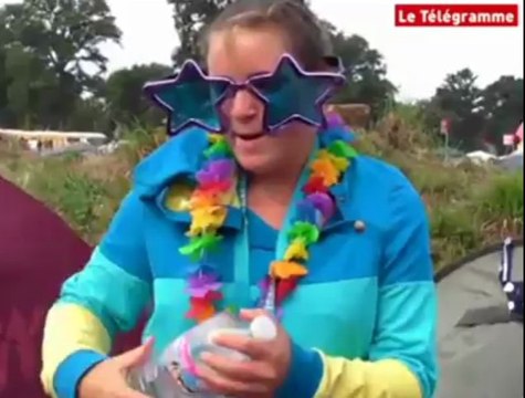 Vieilles Charrues. Campeurs chanteurs : Eddy, Céline & co