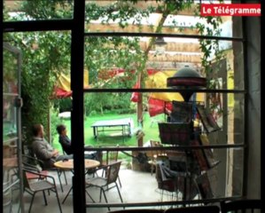 Trédrez-Locquémeau. Le Café Théodore