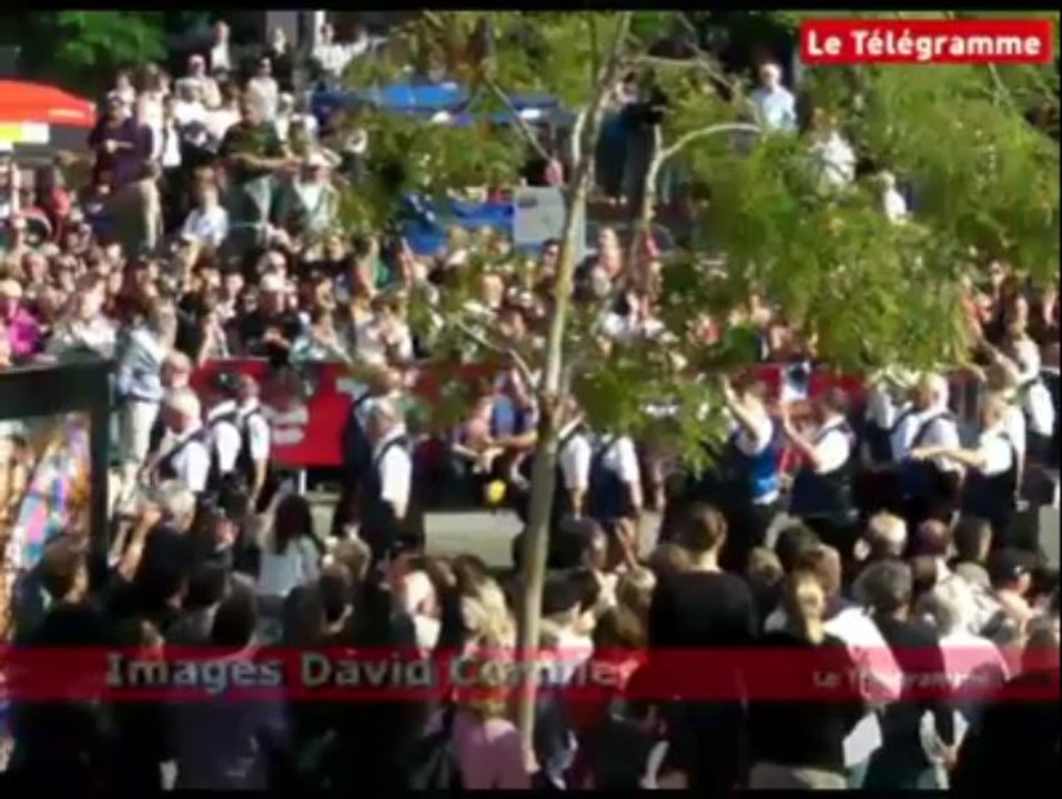 Festival interceltique. Le début de la grande parade