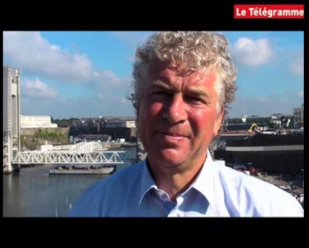 Brest. Descente de la travée du pont de Recouvrance : étape historique