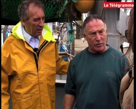 Saint-Quay-Portrieux (22). François Bayrou évoque la pêche... et sa candidature