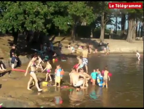 Vannes (56). Plage de Conleau, l'été de la Saint-Michel