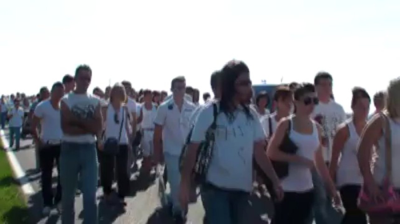 Plouvien (29). Marche blanche à la mémoire de Baptiste et Thibault