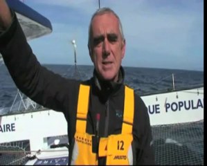 Descargar video: Trophée Jules-Verne. Loïck Peyron fait le point après 22 jours de course