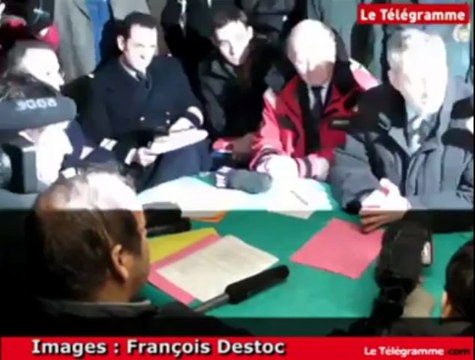 Etel (56). Bruno Le Maire : Il n'y a aucun risque à consommer des huîtres