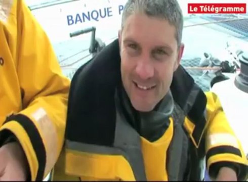 Trophée Jules-Verne. Le Père Noël est passé à bord de Banque Populaire V