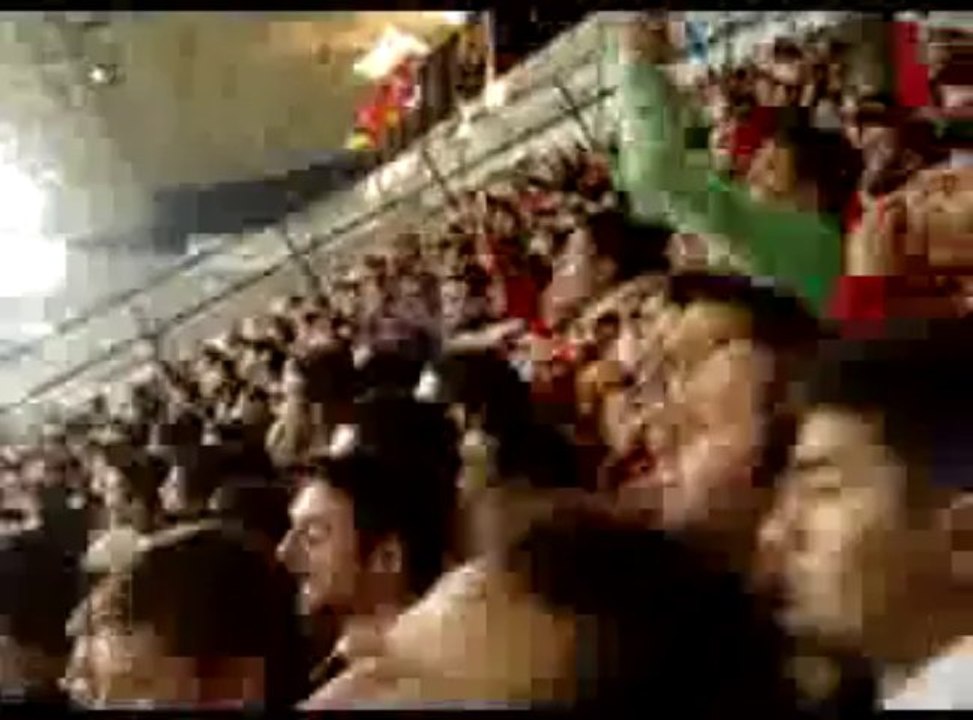 2008-2009 Fenerbahçe - Galatasaray Saldır Galatasaray