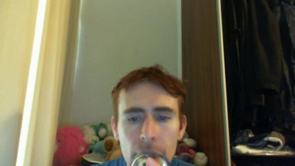 Wiwi égratigne "ton avion" des Trois Accords