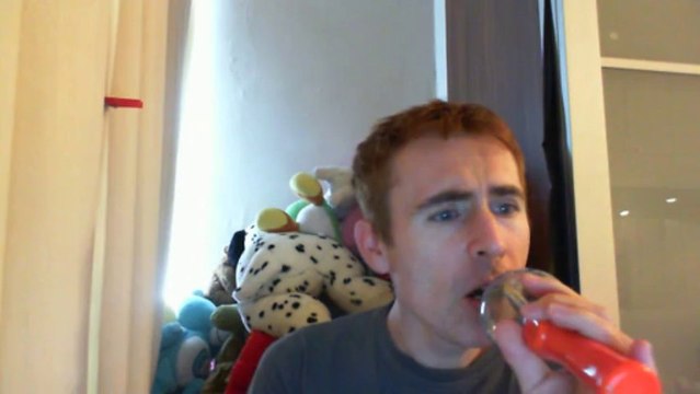 Wiwi égratigne loco d'Enrique Iglesias & Romeo Santos