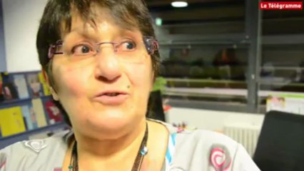 Landerneau. Une victime sur scène avec Irène Frachon