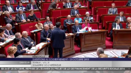 Valls et Ayrault se font des courtoisies à l'Assemblée