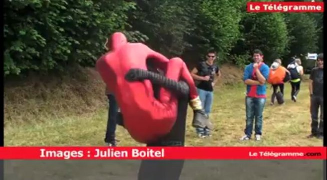 Vieilles Charrues. Des supers héros de toutes les couleurs !
