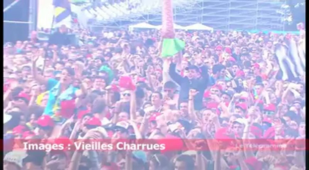 Vieilles Charrues. Les images du concert de Youssoupha