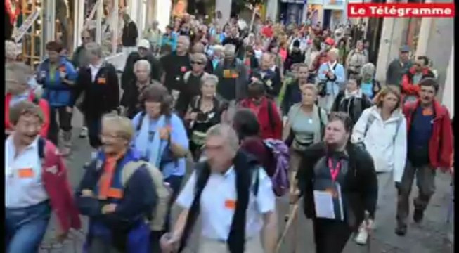 Tro Breiz. 1.200 pélerins sont partis de Saint-Brieuc