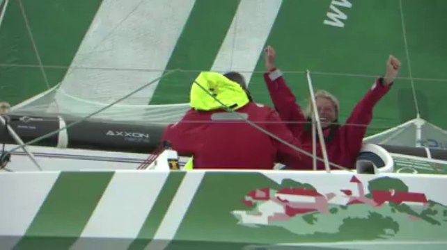 Transat Québec - Saint-Malo. L'arrivée de Halvard Mabire, vainqueur des Class 40