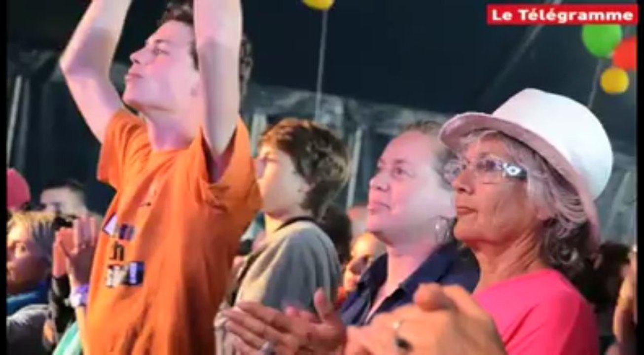 Bout du Monde. Anthony Joseph assure sous le chapiteau