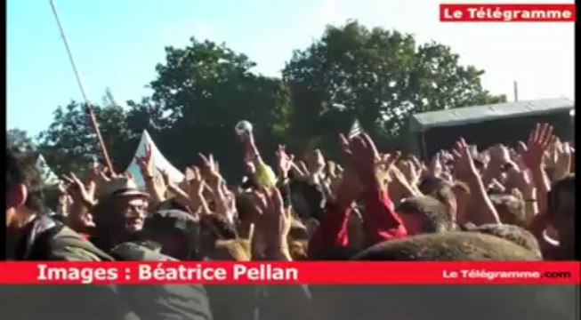 Bout du Monde. Ambiance funky avec Earth, Wind and Fire Experience