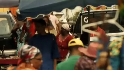 Meurtres au Paradis - La course-poursuite de l'inspecteur Poole