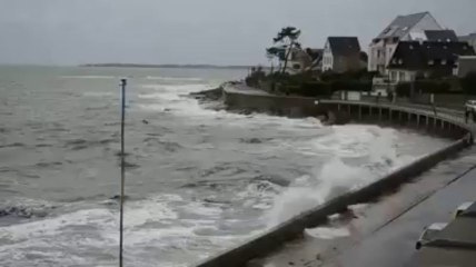 Concarneau (29). Circulation interdite sur la Corniche