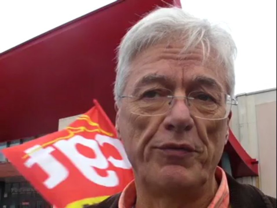 Lamballe. Manifestation contre l'ouverture de Carrefour Market le dimanche