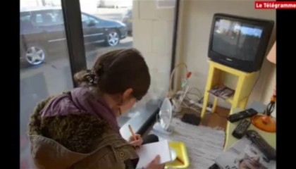 Landerneau. Elle participe aux 24 h devant l'écran de télé