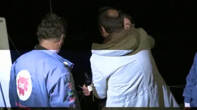Vendée Globe. Les images de l'arrivée de Kito de Pavant à Cascais