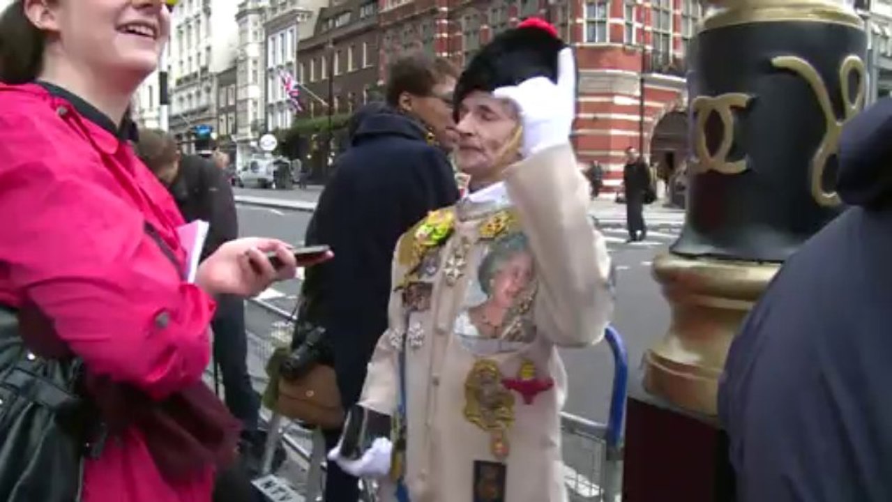 Prinz George in London mit Jordanwasser getauft