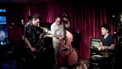 Get rhythm - @ Monday Night Jam (2013-07-22)