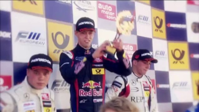 Teenager Kvyat joins Toro Rosso