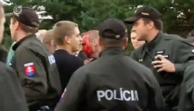 Affrontements AEK Athènes - Dinamo Minsk à Prešov (01.09.2013) / Ligue des Champions Handball