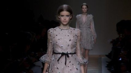 Style.com Fashion Shows - Valentino: Spring 2011 Ready-to-Wear