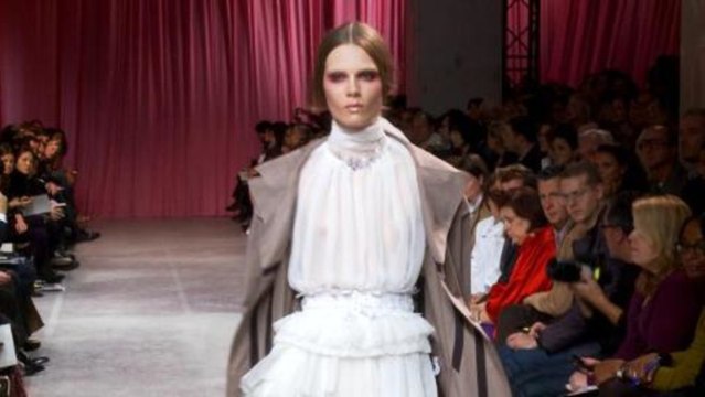 Style.com Fashion Shows - Nina Ricci: Spring 2011 Ready-to-Wear