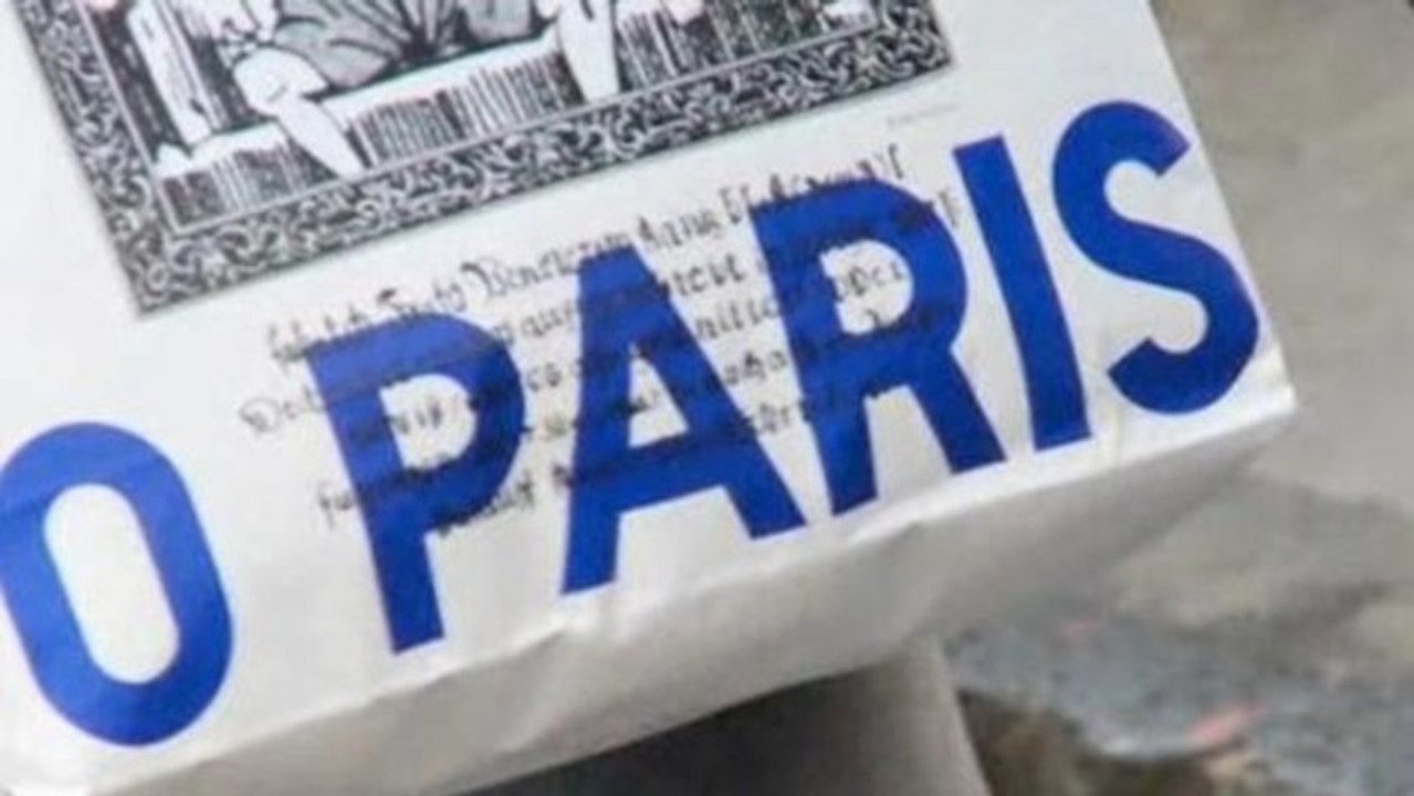 Global Street Style: From The Archive - Paris S...