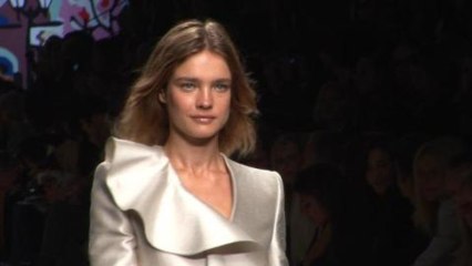 Style.com Fashion Shows - Stella McCartney: Spring 2010 Ready-to-Wear