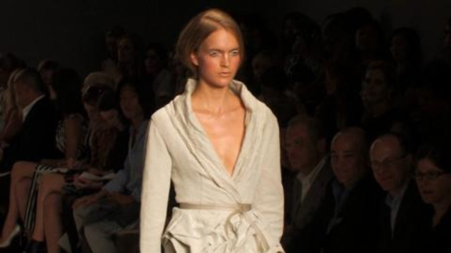 Wind-Swept Burlap Fashion: The Donna Karan Spring 2010 Line is